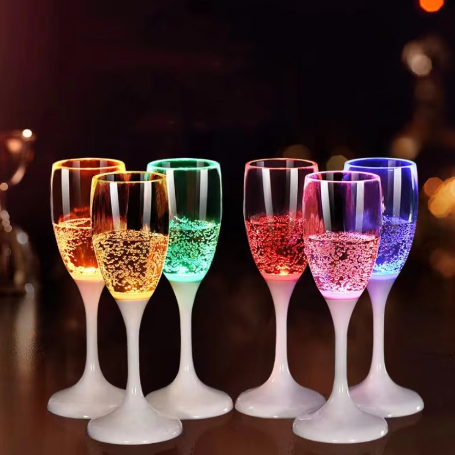 Tazze lampeggianti automatiche - Beer Wine Up recensione e prezzo