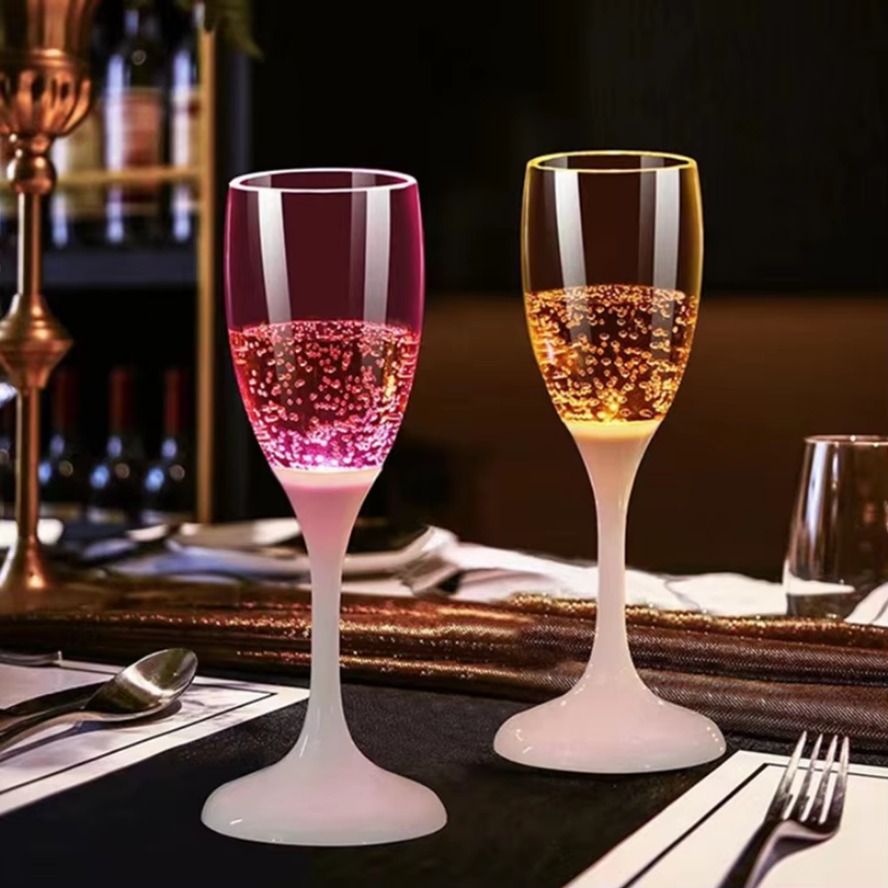 Tazze LED a 6 colori con lampe - Beer Wine Up recensione e prezzo