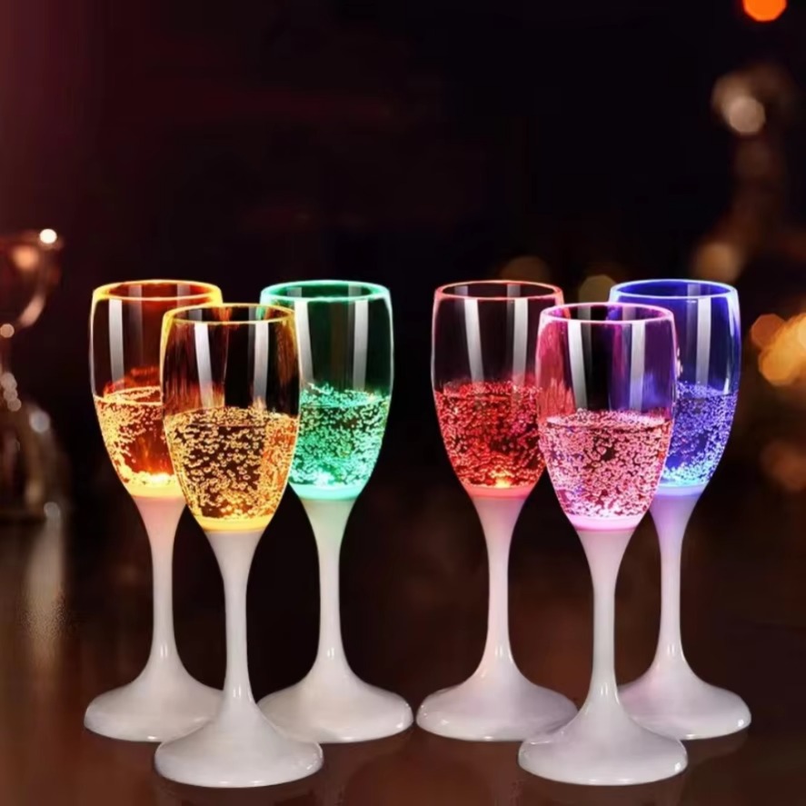 Tazze lampeggianti automatiche - Beer Wine Up recensione e prezzo