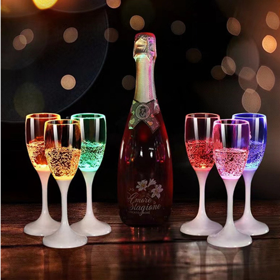Tazza a LED tazze lampeggianti - Beer Wine Up recensione e prezzo