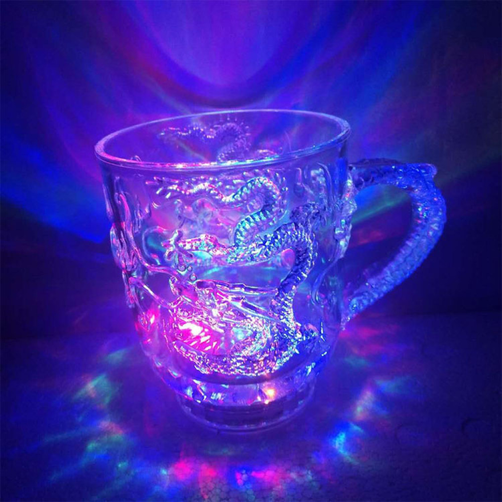 Bicchiere luminoso a LED a ind - Beer Wine Up recensione e prezzo